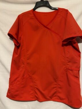 Women’s Red V-Neck Scrub Top - Unbranded